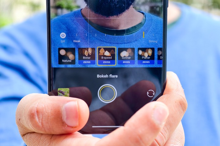 I’ve tested the best camera phone for $400 2 Zeiss portrait effects on the Vivo V50.