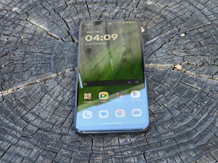 Motorola Moto G (2025) Review: Practical choice 7 Moto G2025 Homescreen Software