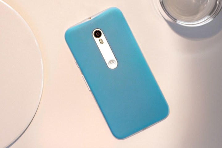 Motorola phone has 3 serious problems that need to move away in 2025 8 Moto G (3rd Gen) rear view of smartphone.