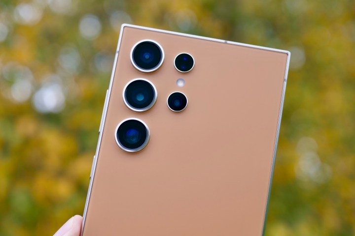5 things that can change smartphones forever in 2025 5 Samsung Galaxy S24 Ultra camera.
